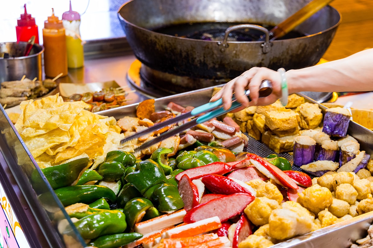 Sizzling Wok Skills: Cantonese Cooking Classes in Hong Kong